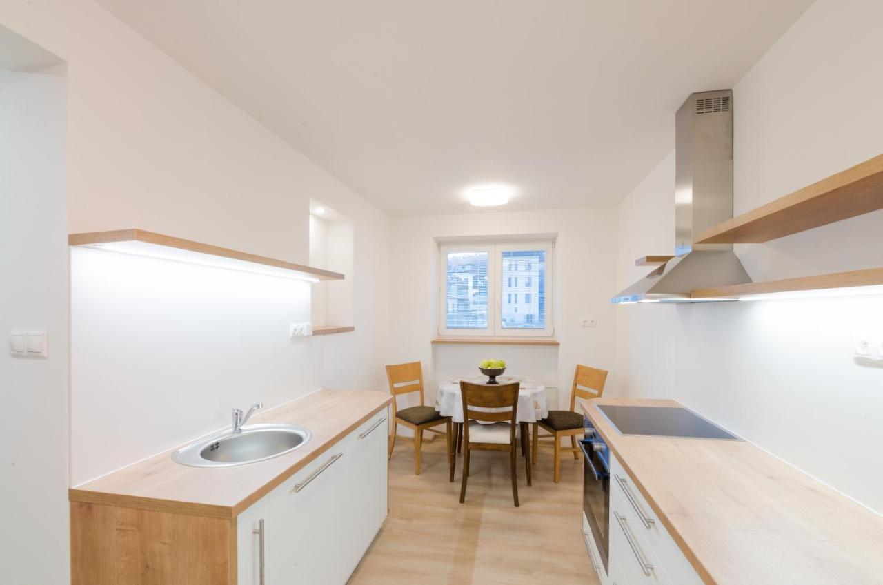 Apartman Razusa Centrum Banská Bystrica Dış mekan fotoğraf