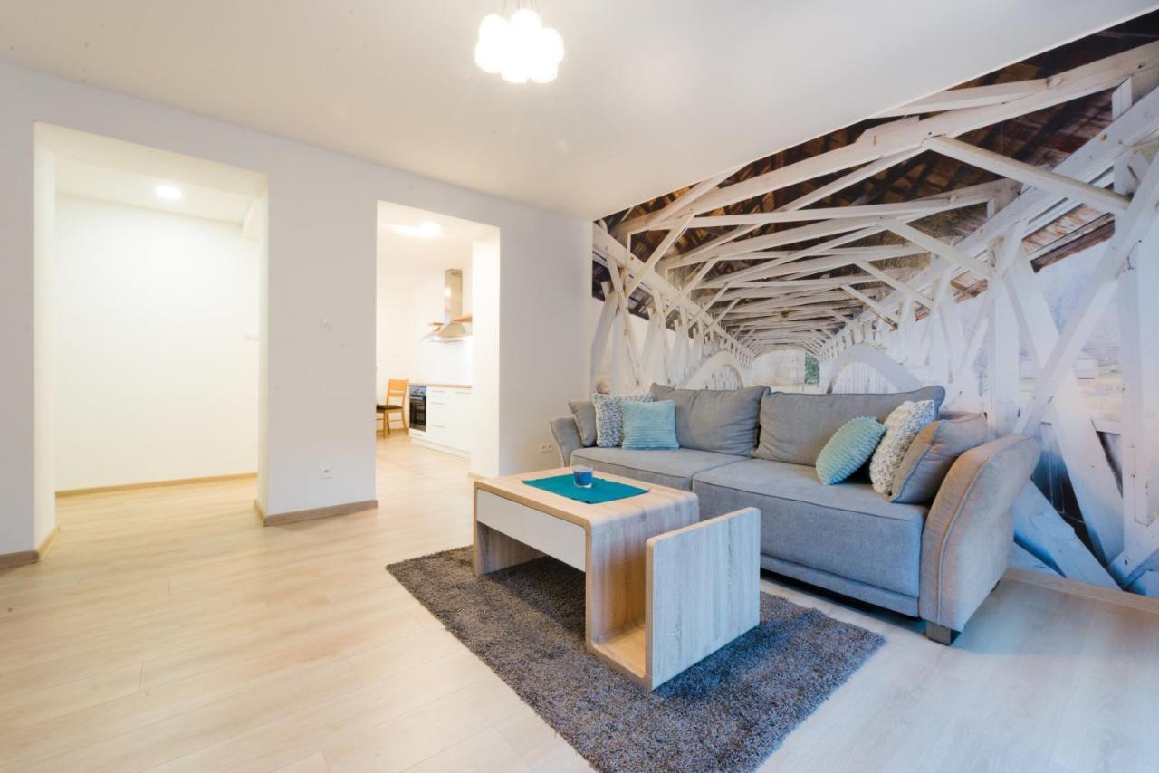Apartman Razusa Centrum Banská Bystrica Dış mekan fotoğraf
